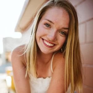 Meet your Posher, Lily